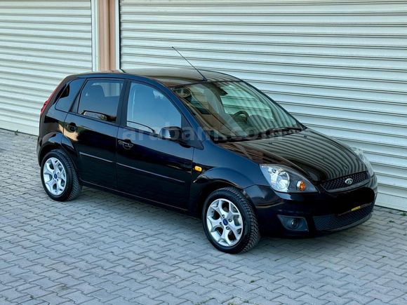 Sahibinden Ekonomik Aile Arabası Günlük Hayat için İdeal Ford Fiesta 1.4 TDCi Collection 2008 Model