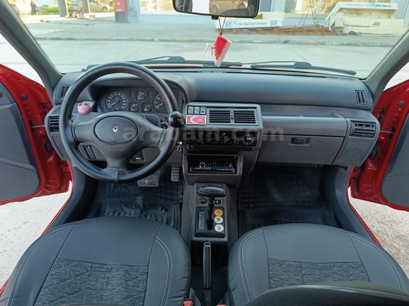 ŞENTÜRKLERDEN Renault Clio OTOMATİK