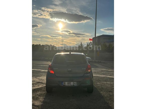 Özenle Kullanılmış, Temiz ve Diri aile aracı