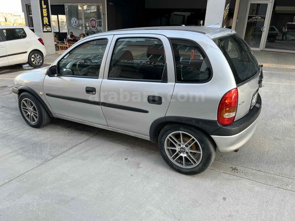 Galeriden Opel Corsa 1.4 GLS 1999 Model Gaziantep