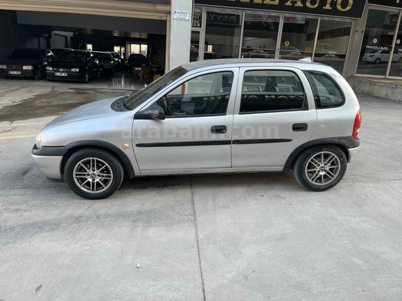 Galeriden Opel Corsa 1.4 GLS 1999 Model Gaziantep