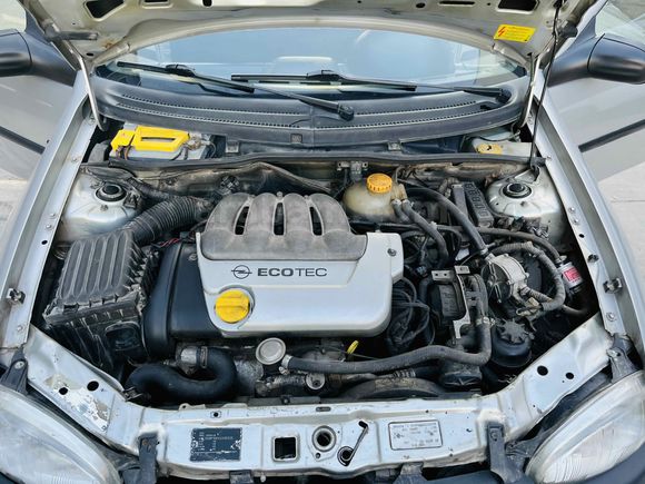 Galeriden Opel Corsa 1.4 GLS 1999 Model Gaziantep
