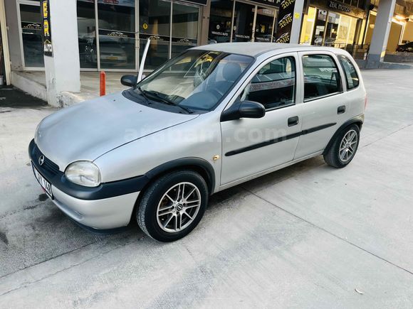 Galeriden Opel Corsa 1.4 GLS 1999 Model Gaziantep