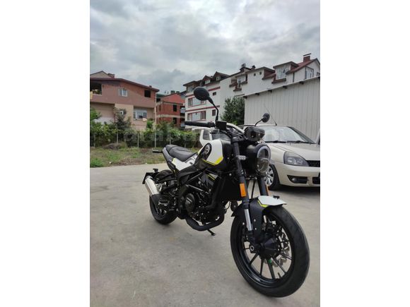 Sahibinden Benelli Leoncino 250