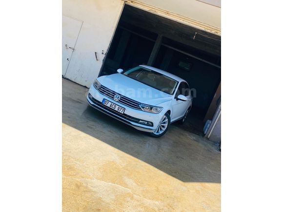 Sahibinden Volkswagen Passat 1.6 TDi BlueMotion Comfortline 2015 Model