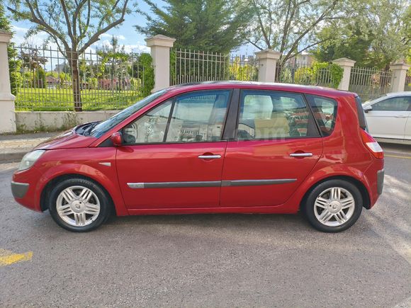 Sahibinden Renault Scenic 1.6 Privilege 2005 Model Sivas