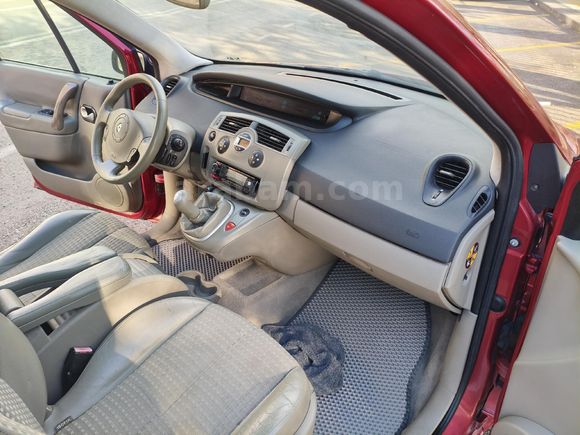 Sahibinden Renault Scenic 1.6 Privilege 2005 Model Sivas