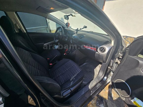 Sahibinden Mazda 2 1.3 Go 2009 Model