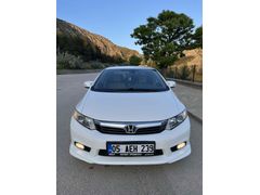 Sahibinden Honda Civic 1.6i VTEC Premium 2012 Model 