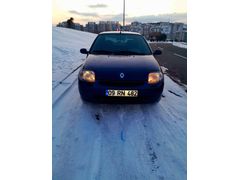 Sahibinden Renault Clio 1.4 RNA 2000 Model  149.000 km Lacivert