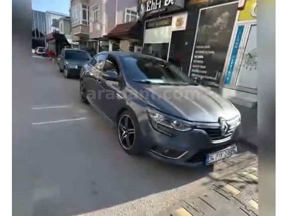 Sahibinden Renault Megane 1.5 Blue DCI Icon 2019 Model 
