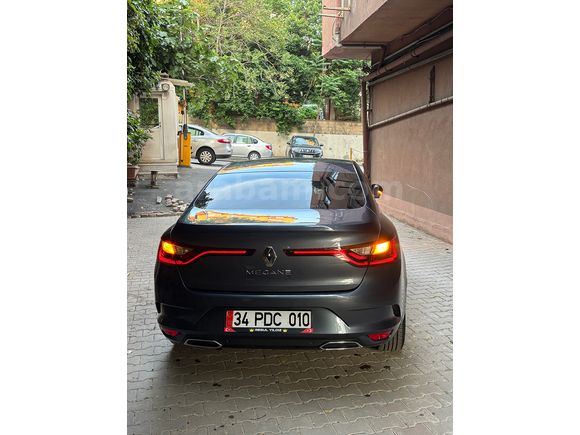 Sahibinden Renault Megane 1.3 TCe Icon 2025 Model 