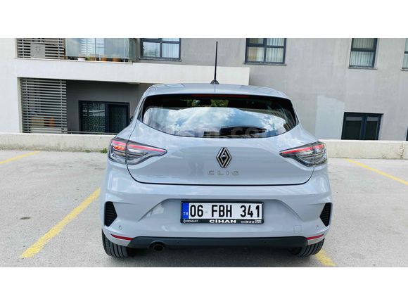 Sahibinden Renault Clio 1.0 TCe Evolution 2025 Model 