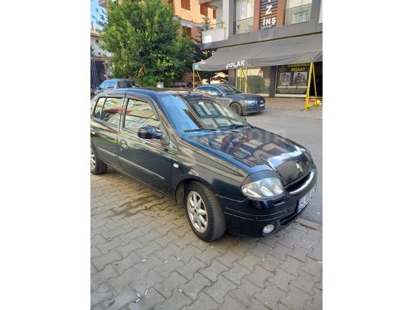 Sahibinden Renault Clio 1.4 2001 Model  334.000 km Siyah