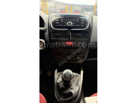 2011 MODEL 1.6 16 VALF 105ps DİZEL MANUEL DOBLO DYNAMİC..