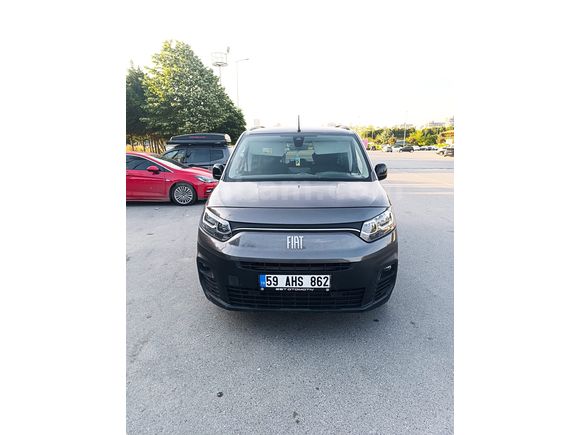 Sahibinden Fiat Doblo Combi 1.5 BlueHDi Urban 2023 Model Temiz Kullanılmış Düşük KM