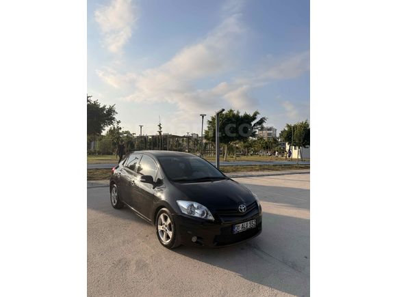 Sağlık personelinden Toyota Auris 1.4 D-4D  