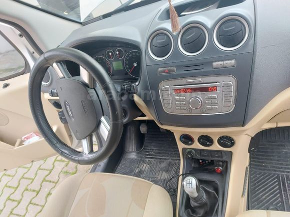 Sahibinden Ford Tourneo Connect 1.8 TDCI SWB Silver 2012 Model