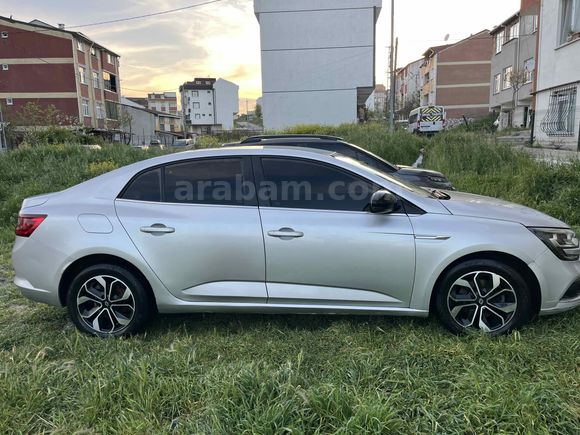 Sahibinden Renault Megane 1.5 Blue DCI Touch 2019 Model 