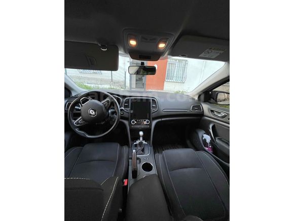 Sahibinden Renault Megane 1.5 Blue DCI Touch 2019 Model 