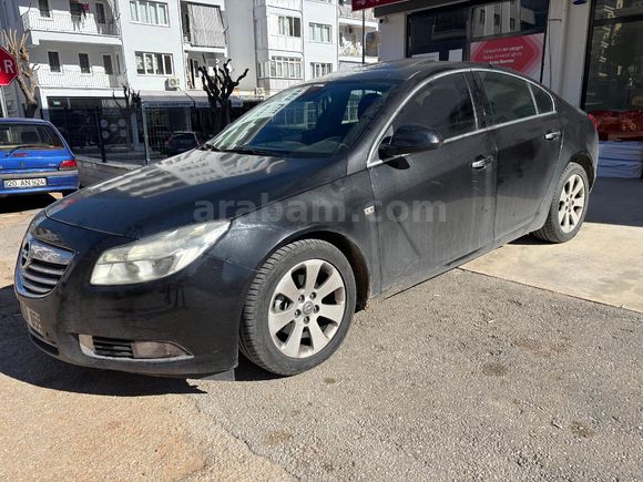 Sahibinden Opel Insignia 2.0 CDTI Edition 2011 Model  278.000 km Siyah