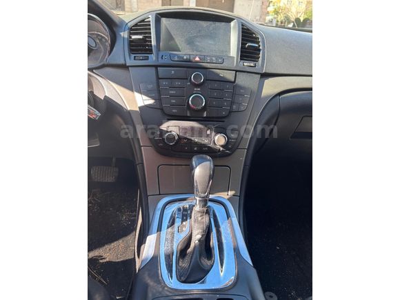 Sahibinden Opel Insignia 2.0 CDTI Edition 2011 Model  278.000 km Siyah
