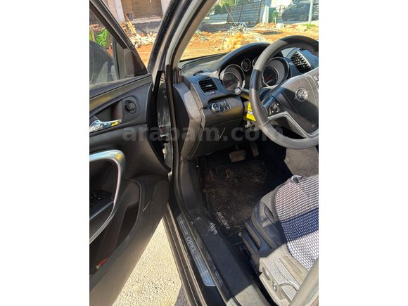 Sahibinden Opel Insignia 2.0 CDTI Edition 2011 Model  278.000 km Siyah