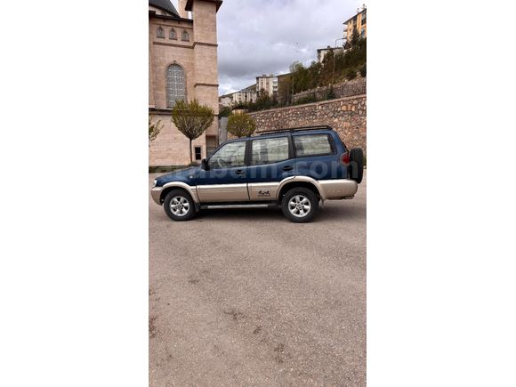 Sahibinden Nissan Terrano 2.7 TDI Elegance 2000 Model