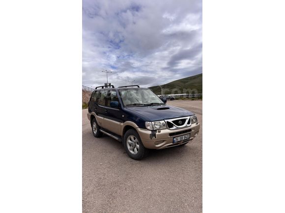 Sahibinden Nissan Terrano 2.7 TDI Elegance 2000 Model