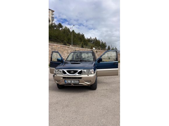 Sahibinden Nissan Terrano 2.7 TDI Elegance 2000 Model