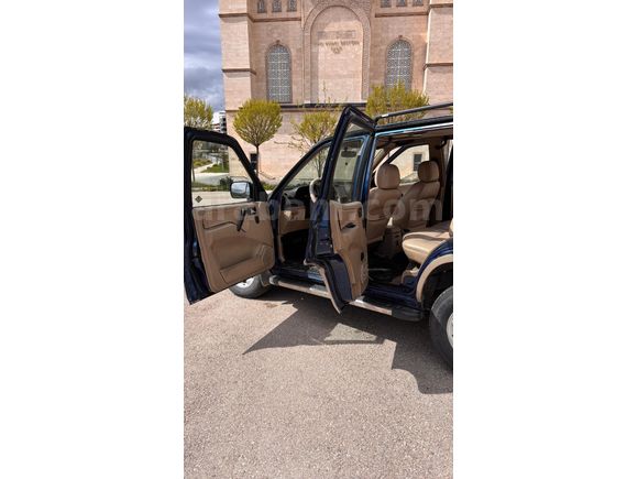 Sahibinden Nissan Terrano 2.7 TDI Elegance 2000 Model