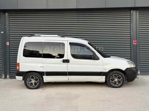 TEMİZ BERLİNGO 2.0 TDI 