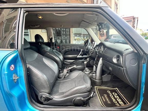 2005 MİNİ COOPER 191 BİN KM OTOMATİK TÜRKİYE PAKETİ