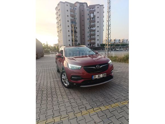 Bayan sürücüden temiz Opel Grandland X 1.5 D EcoTEC Edition 2021 Model