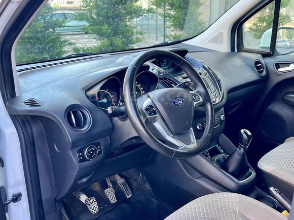 YNR AUTO'DAN 2016 COURİER 1.6 TDCİ TİTANİUM 68 BİN KM'DE