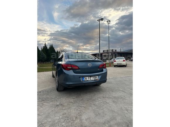 Opel Astra 1.6 CDTI Design 2017 Model HATASIZ, BOYASIZ, DEGİSENSİZ
