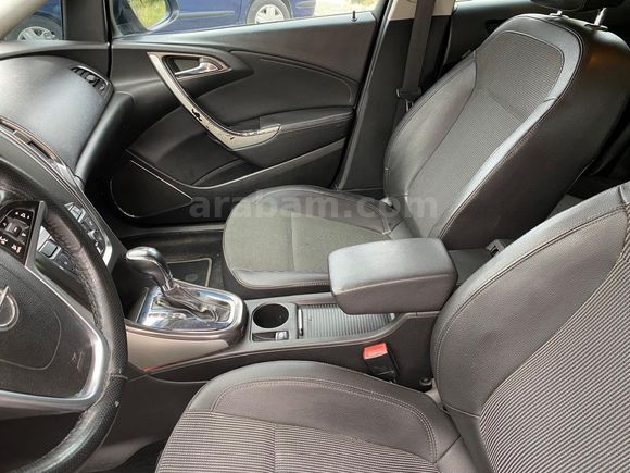 temiz Opel Astra 1.6 Cosmo 2010 Model  218.000 km Siyah