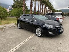 temiz Opel Astra 1.6 Cosmo 2010 Model  218.000 km Siyah