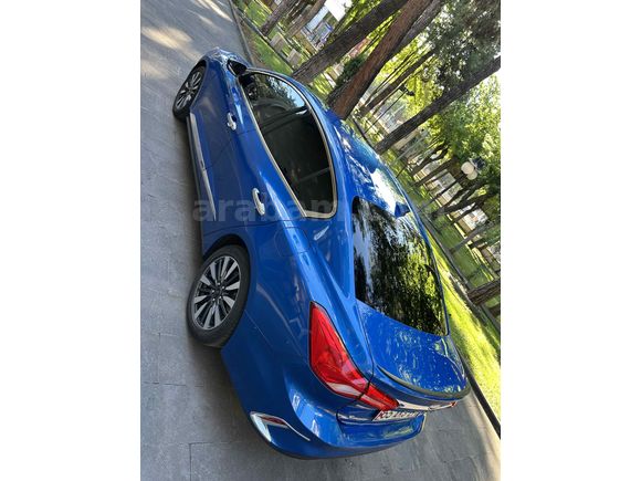 Sahibinden Ford Focus 1.5 Ti-VCT Titanium 2023 Model 