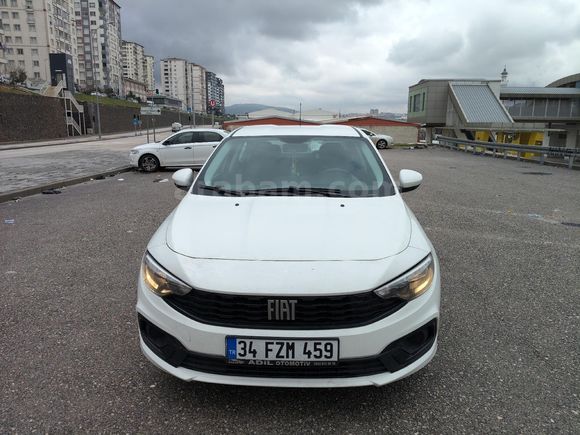 Acil satılık!!! 2022 model 1.3 dizel