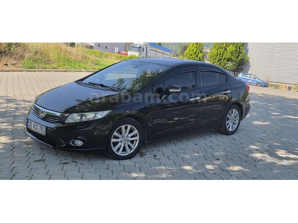 Sahibinden Honda Civic 1.6i VTEC Eco Elegance 2013 Model