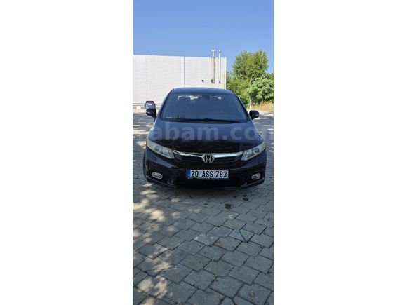 Sahibinden Honda Civic 1.6i VTEC Eco Elegance 2013 Model
