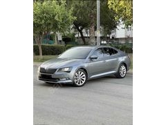 Sahibinden Skoda SuperB 1.6 TDI Prestige 2018 Model  164.000 km Gri