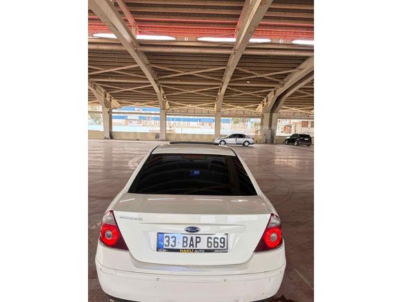 Sahibinden Ford Mondeo 2.0 Ghia 2002 Model 
