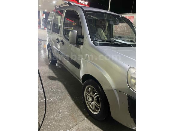 Sahibinden Fiat Doblo Combi 1.4 Active 2007 Model  261.500 km Gri