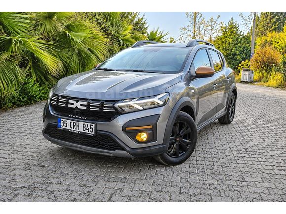 Galeriden Dacia Sandero Stepway 1.0 Tce Extreme 2025 Model İzmir