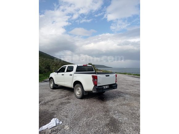 Sahibinden Isuzu D-Max 1.9 D 4x2 V-Go 2022 Model 
