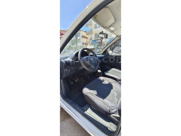 Sahibinden Opel Corsa 1.5 TD 2000 Model