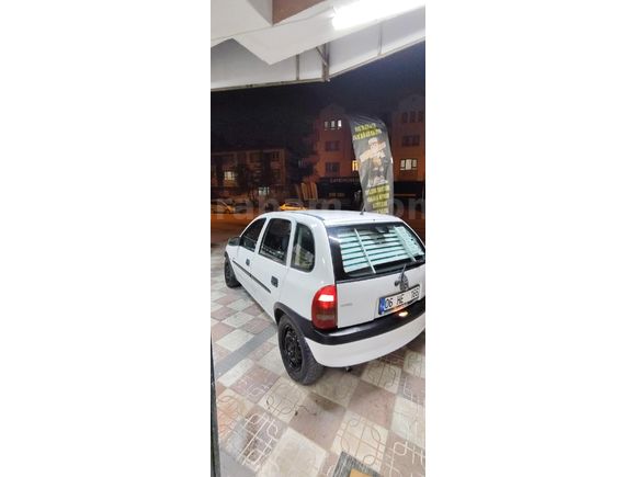 Sahibinden Opel Corsa 1.5 TD 2000 Model