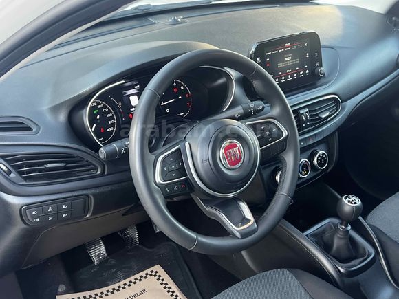BOYASIZ 35 BİN KM Fiat Egea 1.4 Fire Easy Plus 2023 Model Manisa